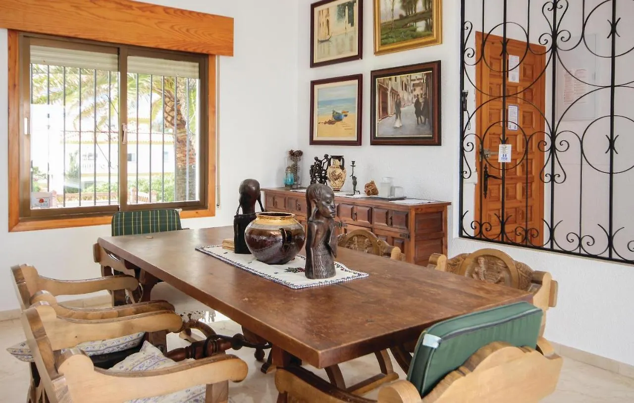 Nice Home In Las Farolas With Kitchen El Faro Feriehus